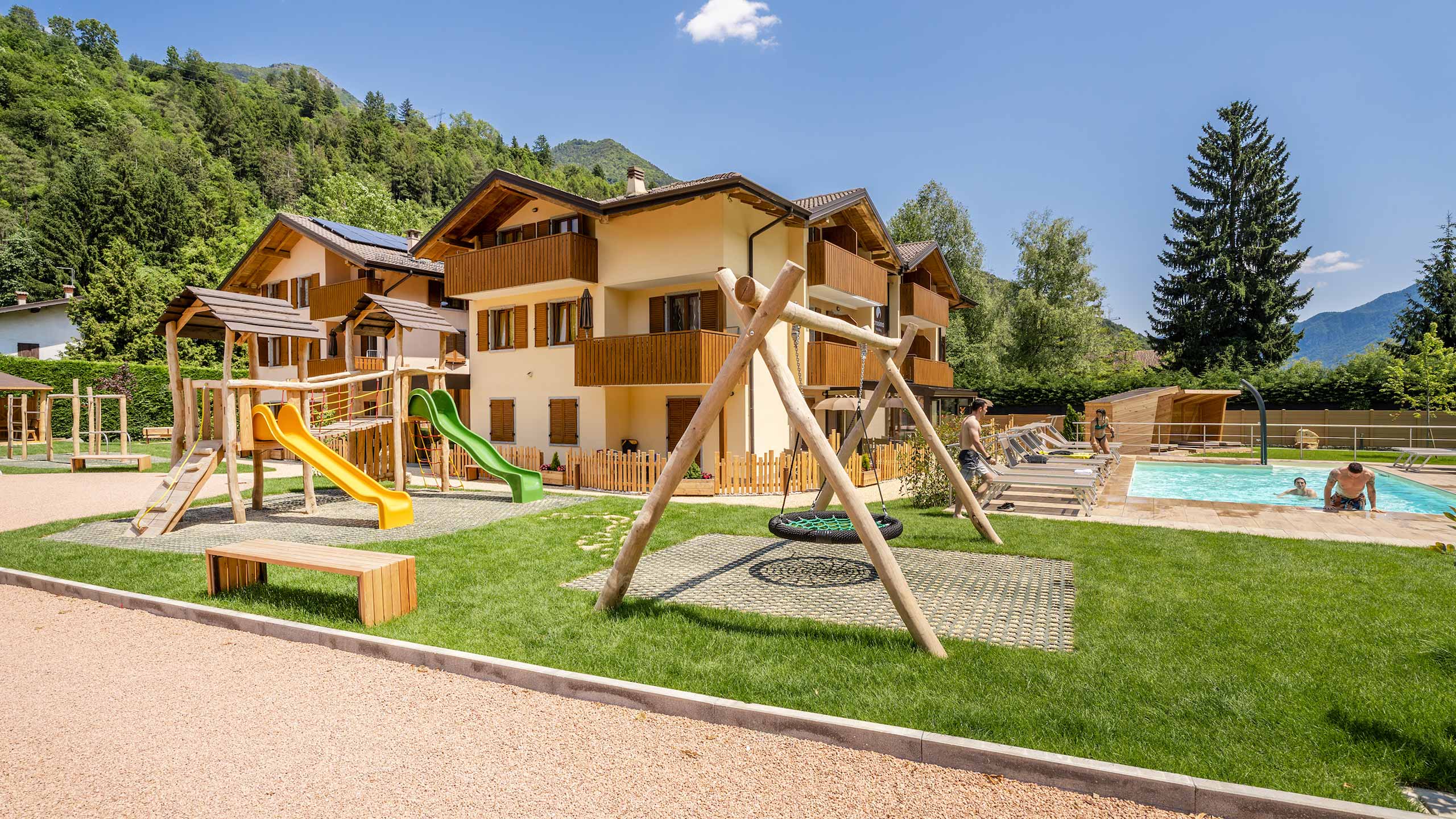 Crosina Holiday – Ferienwohnungen in der Nähe des Ledrosees im Trentino für einen Paar- oder Familienurlaub Willkommen in der Residence Toli